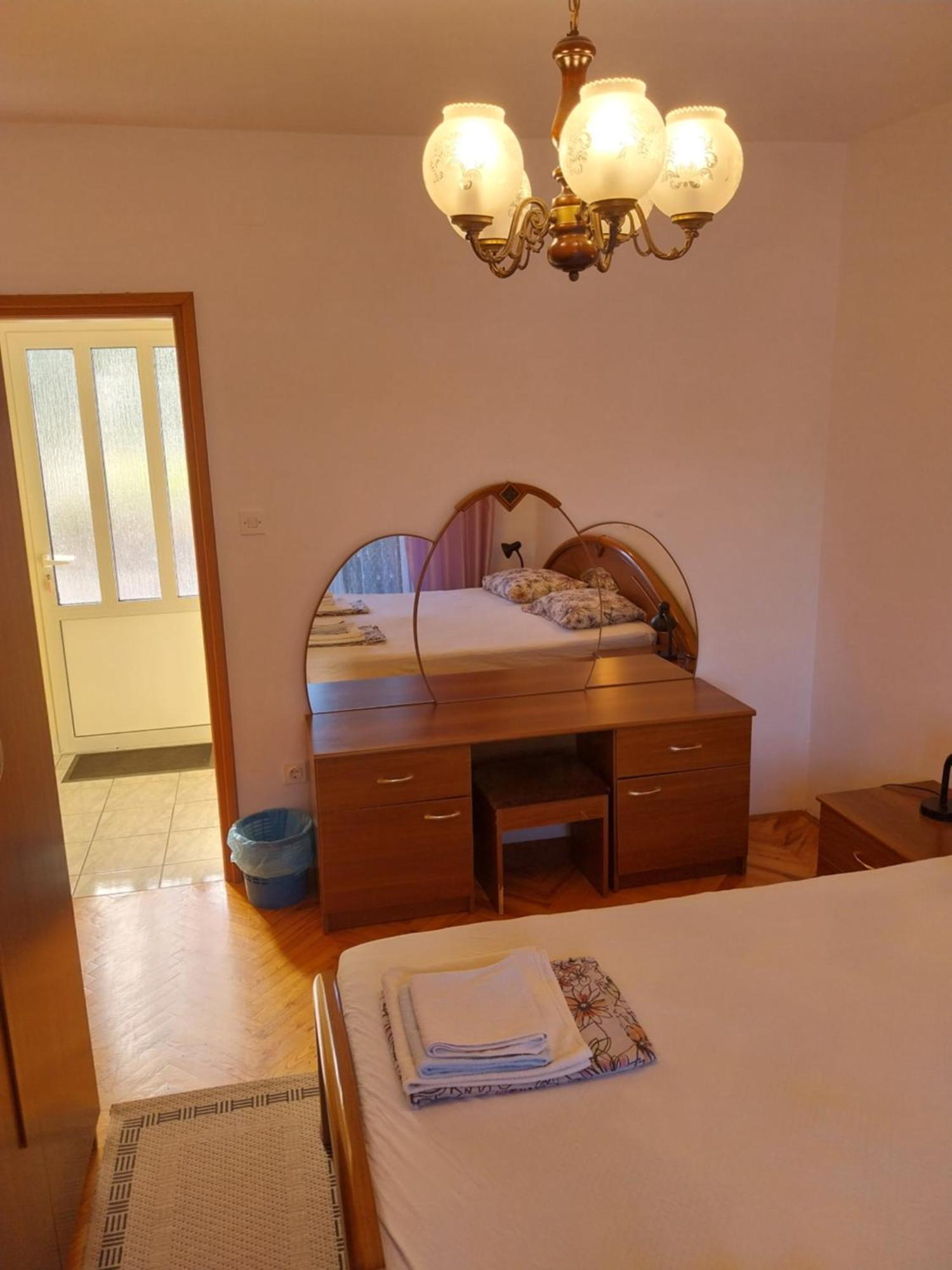 Ljubica Apartments And Rooms Супетарска-Драга Экстерьер фото