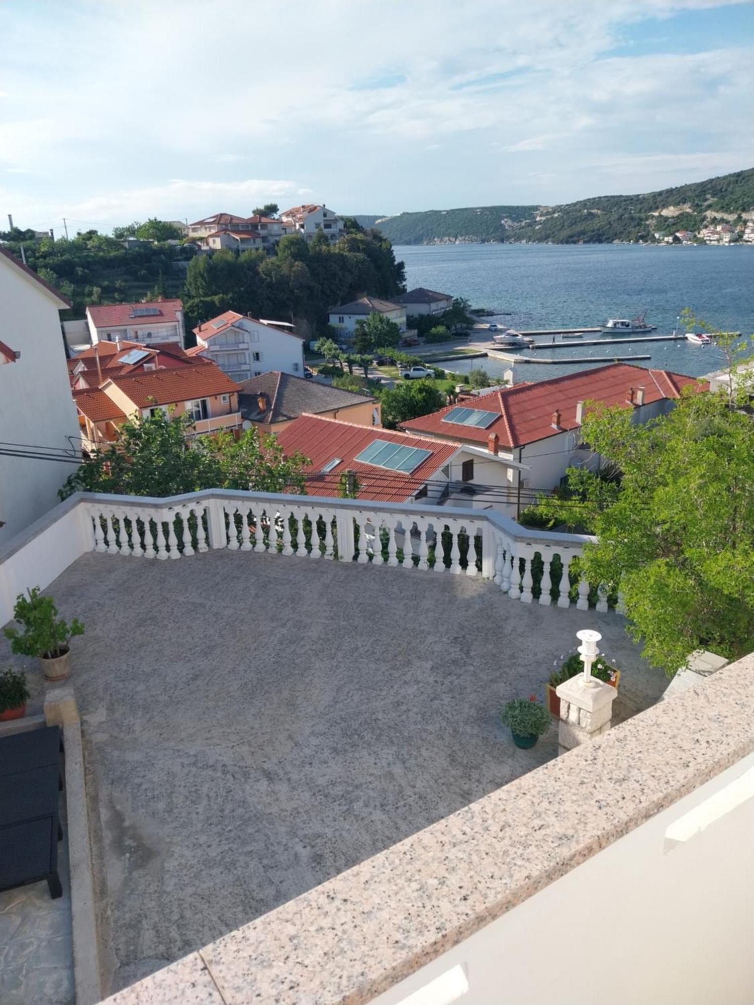Ljubica Apartments And Rooms Супетарска-Драга Экстерьер фото